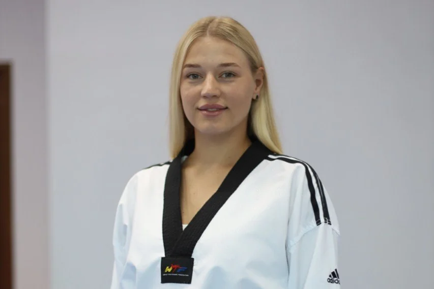 Тренер Валерия Бардакова, мастер спорта по тхэквондо
